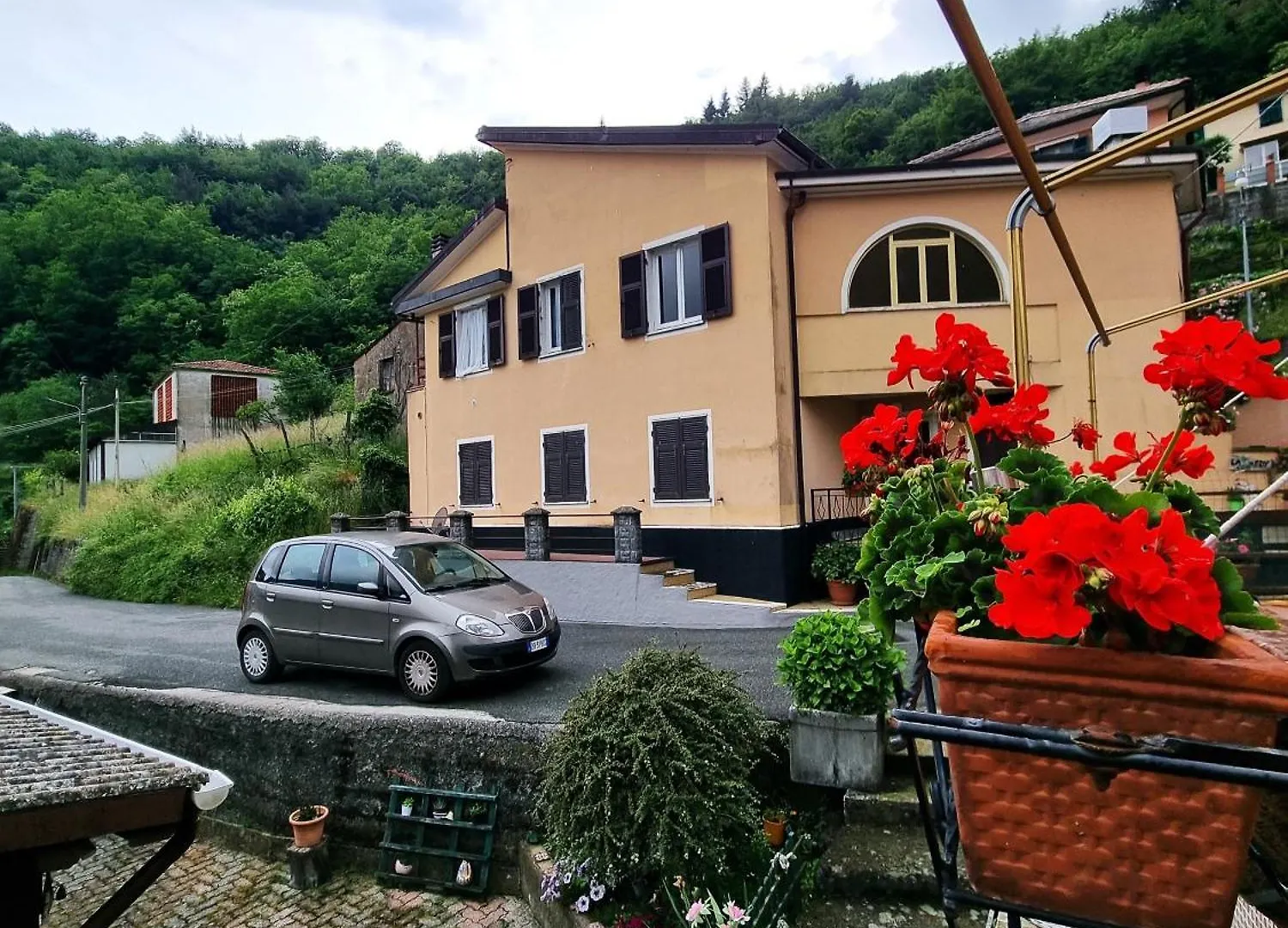 Appartamento La Casa Di Edy Borzonasca